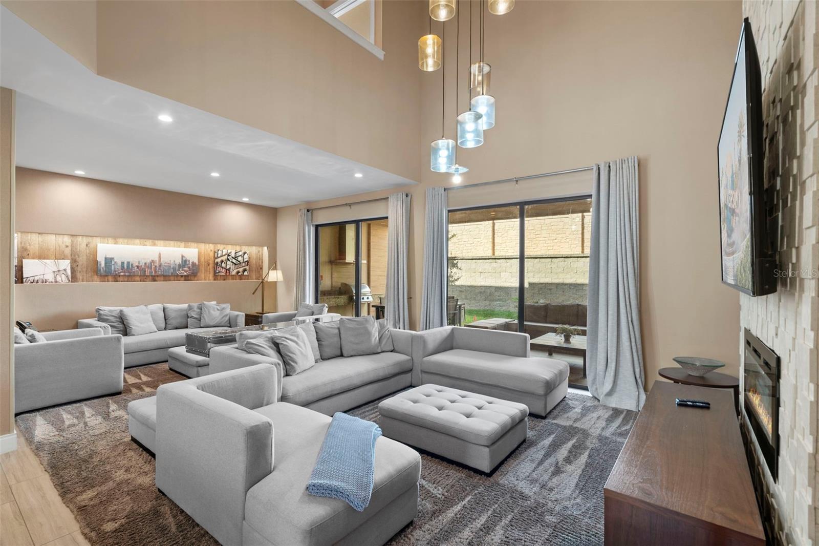 Image 11 of 54 For 3099 Rockefeller Way