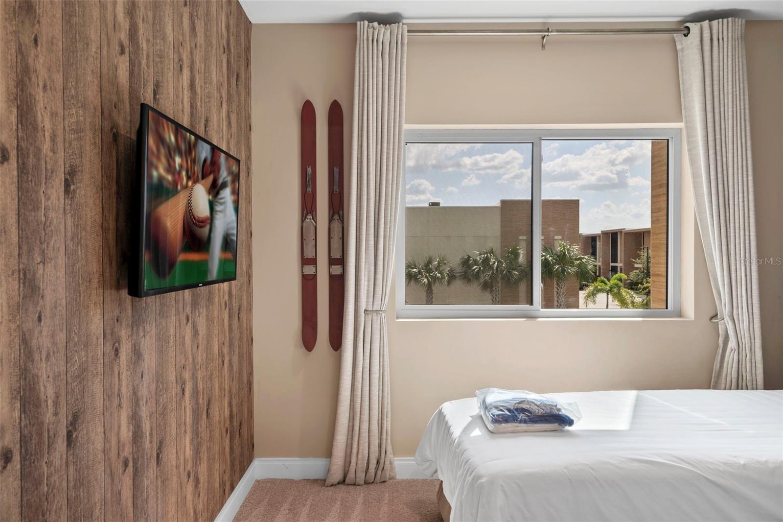 Image 20 of 54 For 3099 Rockefeller Way