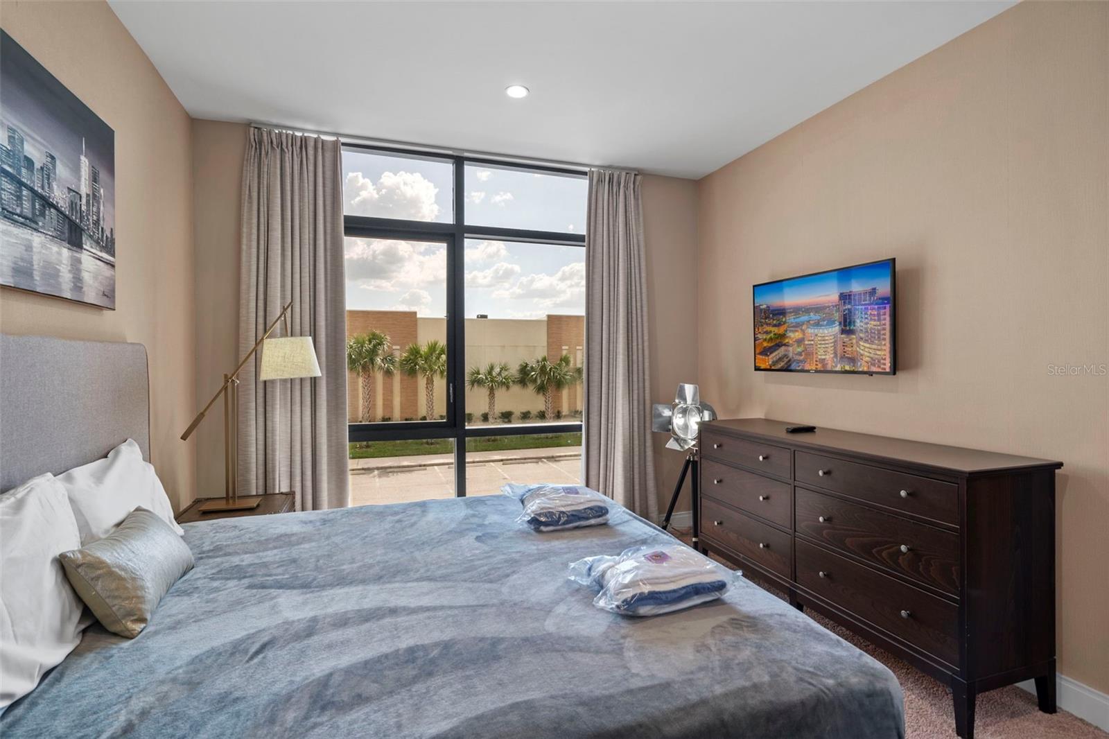 Image 23 of 54 For 3099 Rockefeller Way