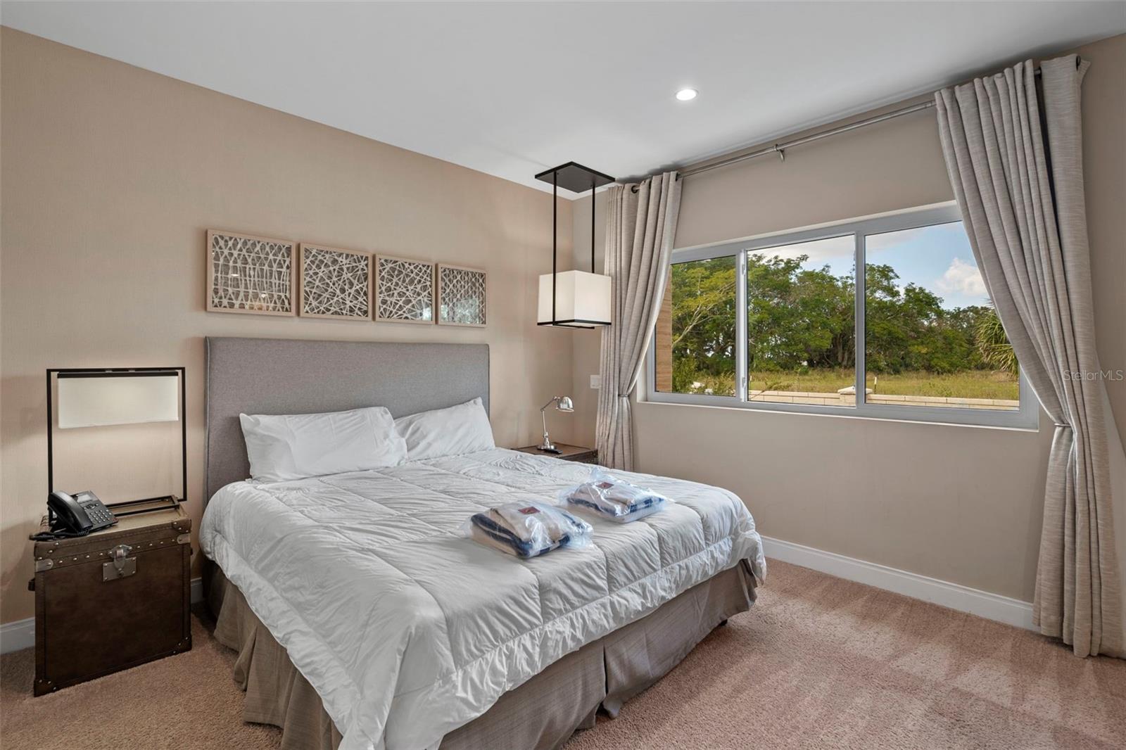 Image 26 of 54 For 3099 Rockefeller Way