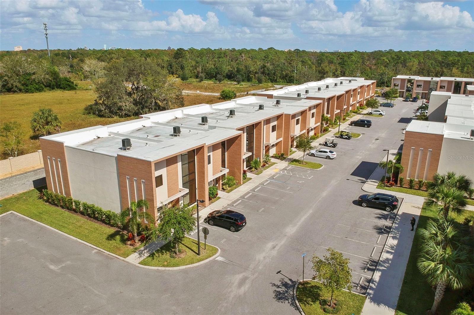 Image 37 of 54 For 3099 Rockefeller Way