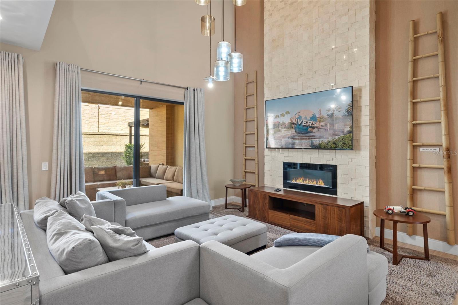 Image 9 of 54 For 3099 Rockefeller Way