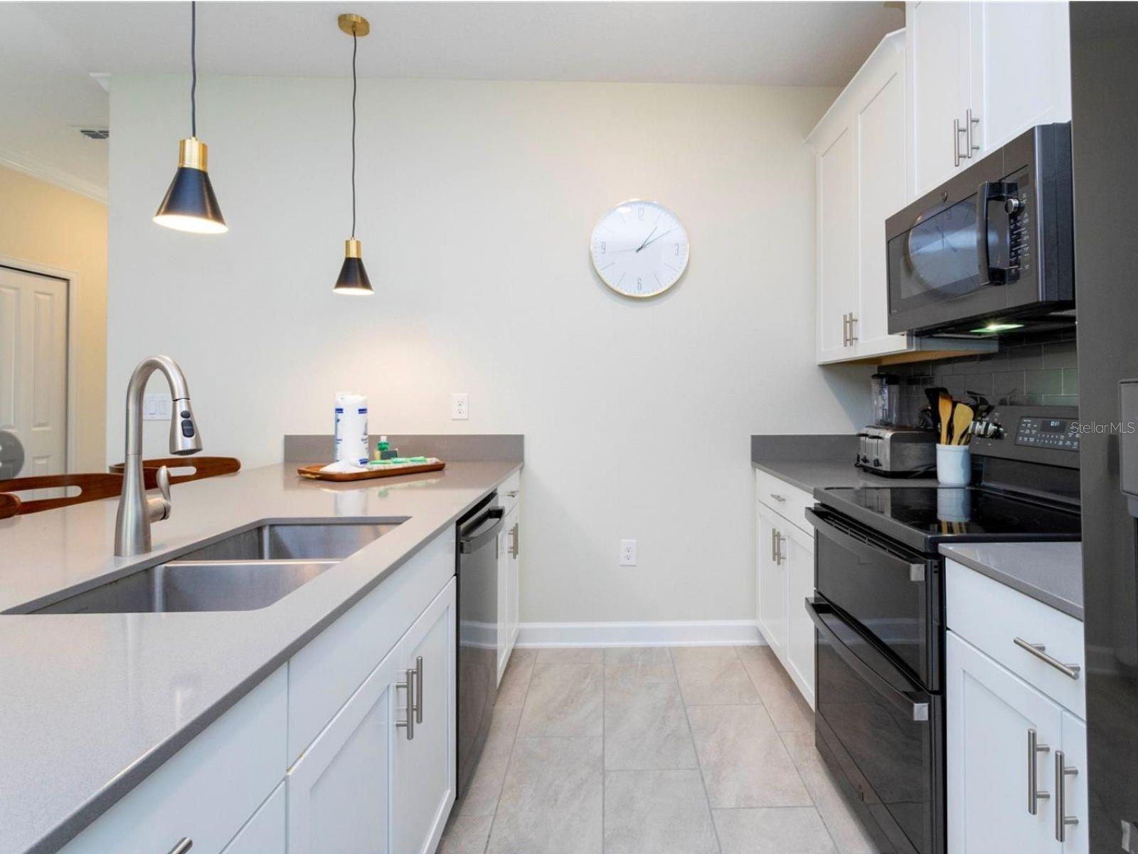 Image 27 of 67 For 1176 Challenge Drive