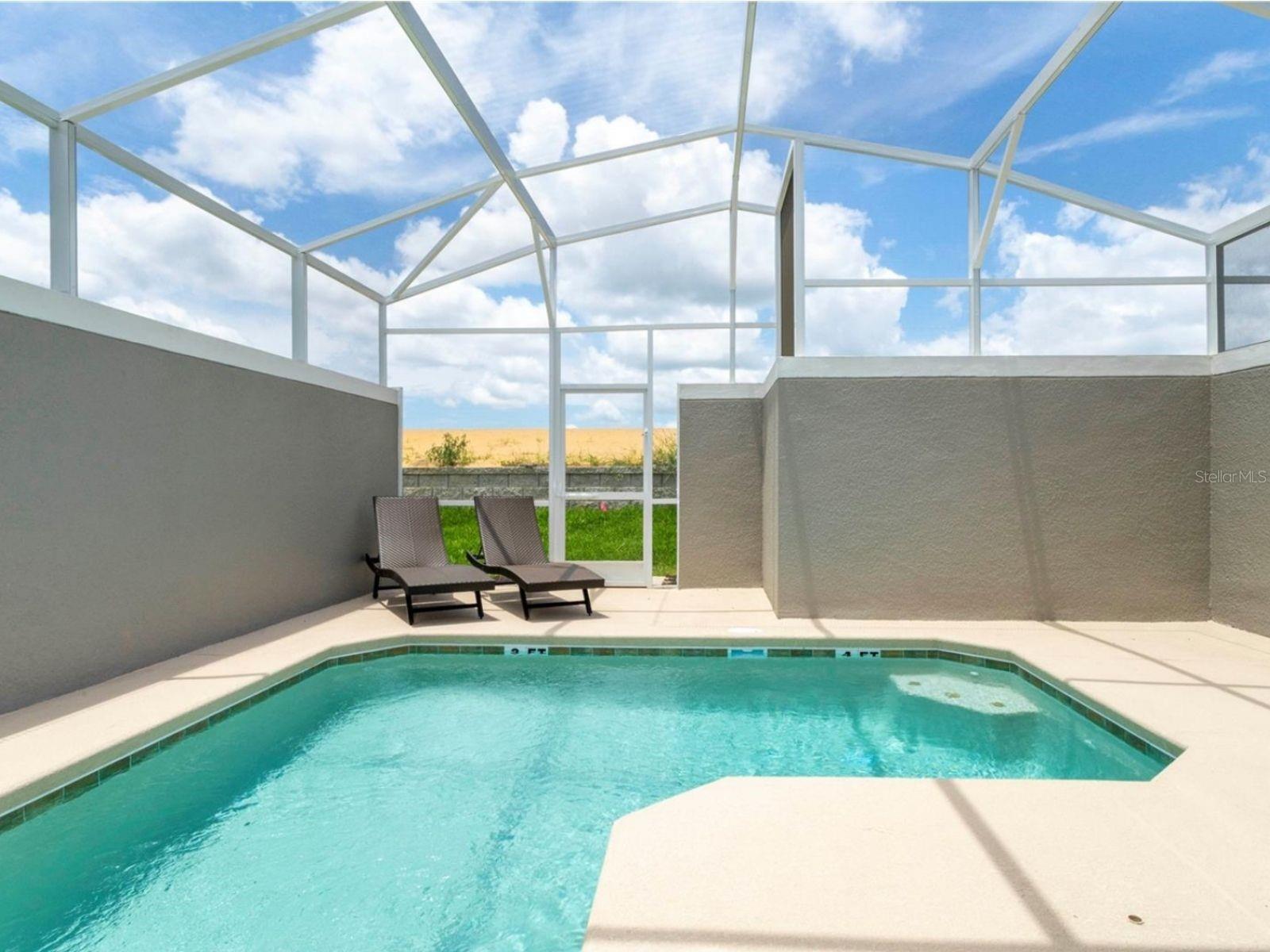 Image 33 of 67 For 1176 Challenge Drive