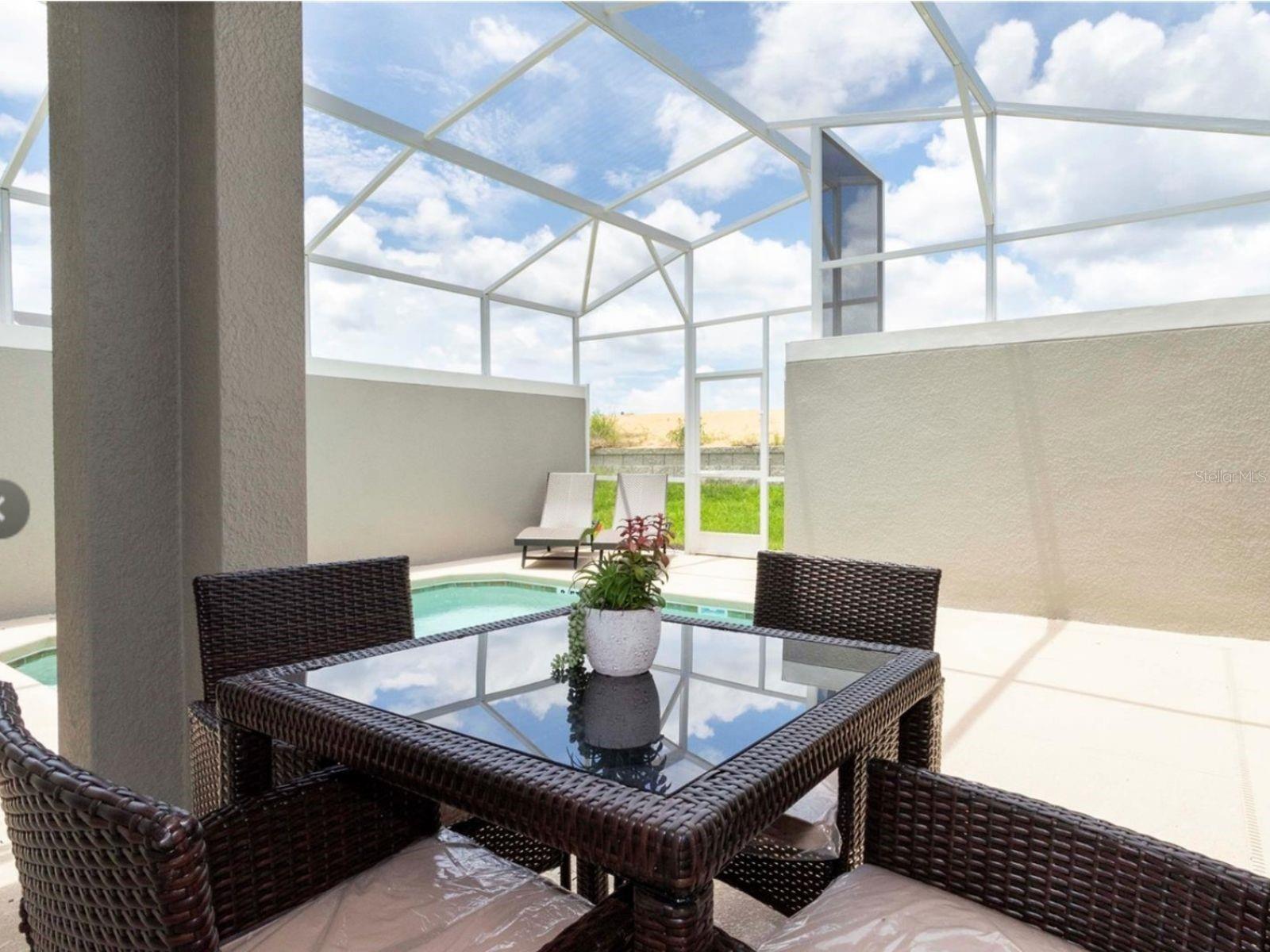 Image 34 of 67 For 1176 Challenge Drive