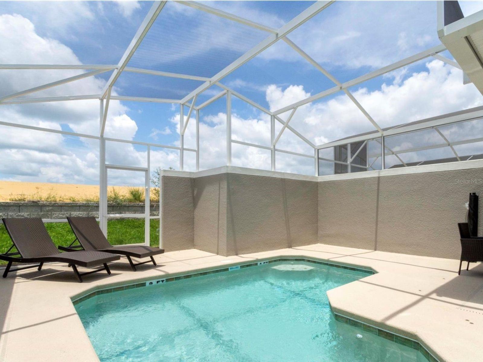 Image 36 of 67 For 1176 Challenge Drive