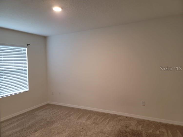 Image 12 of 32 For 376 Tanglewood Drive