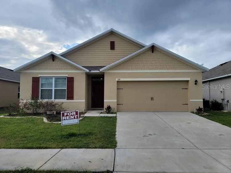 Image 4 of 32 For 376 Tanglewood Drive