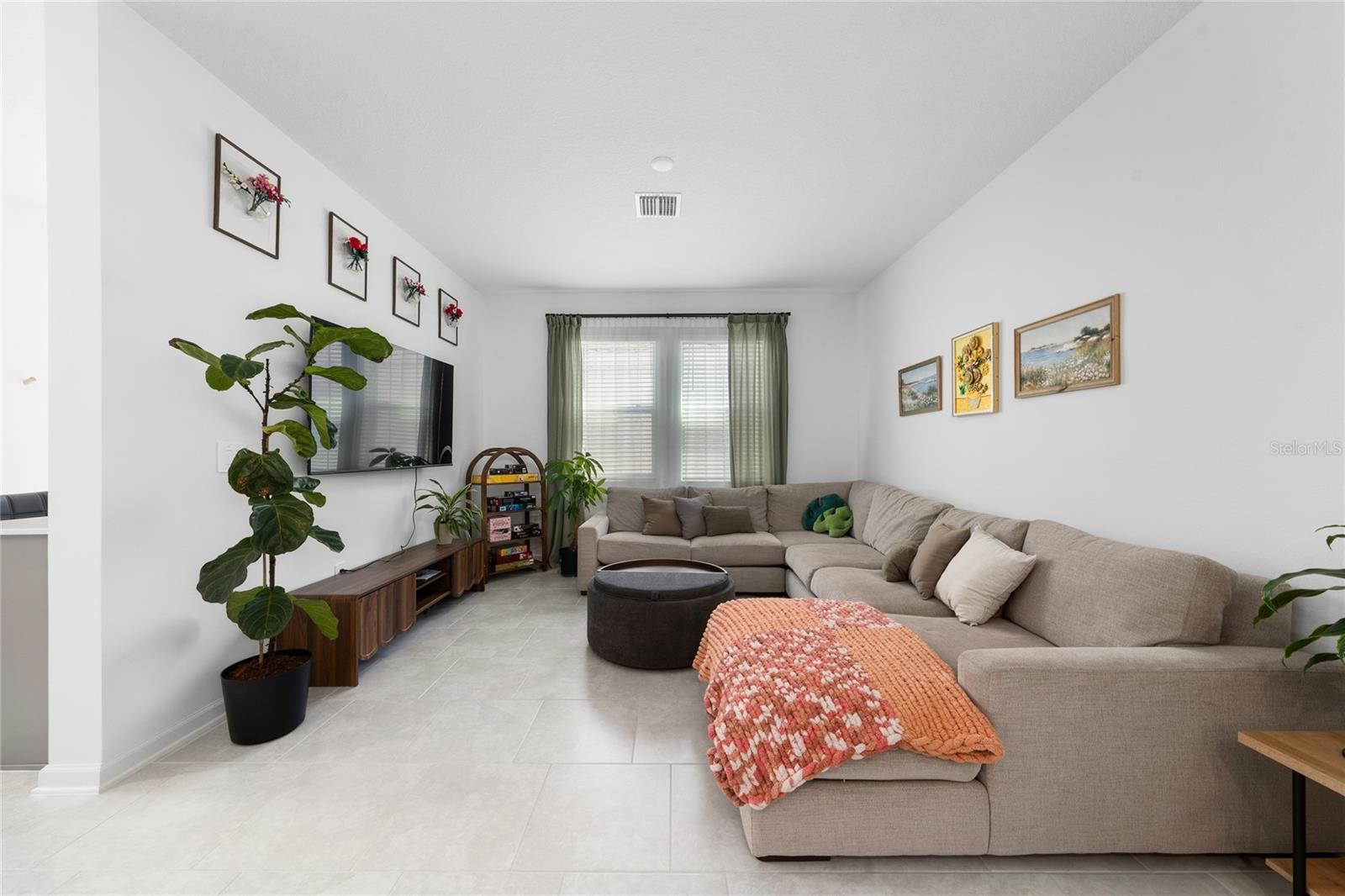 Image 11 of 28 For 4132 Jespersen Street