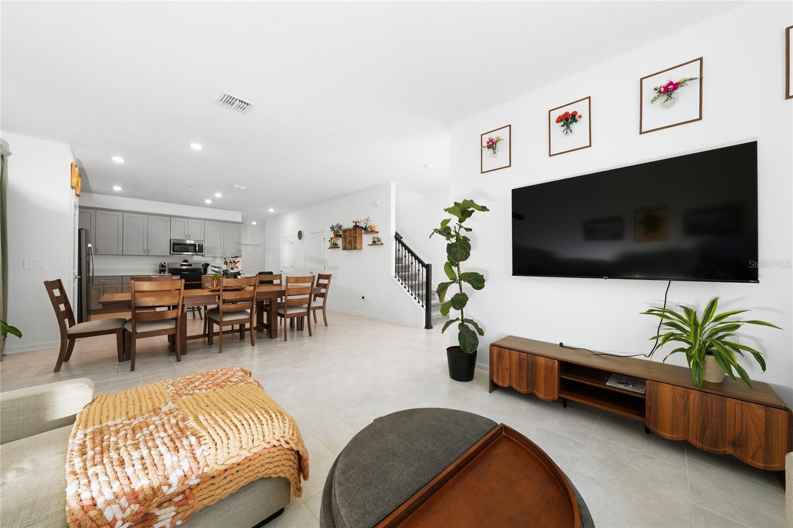 Image 12 of 28 For 4132 Jespersen Street