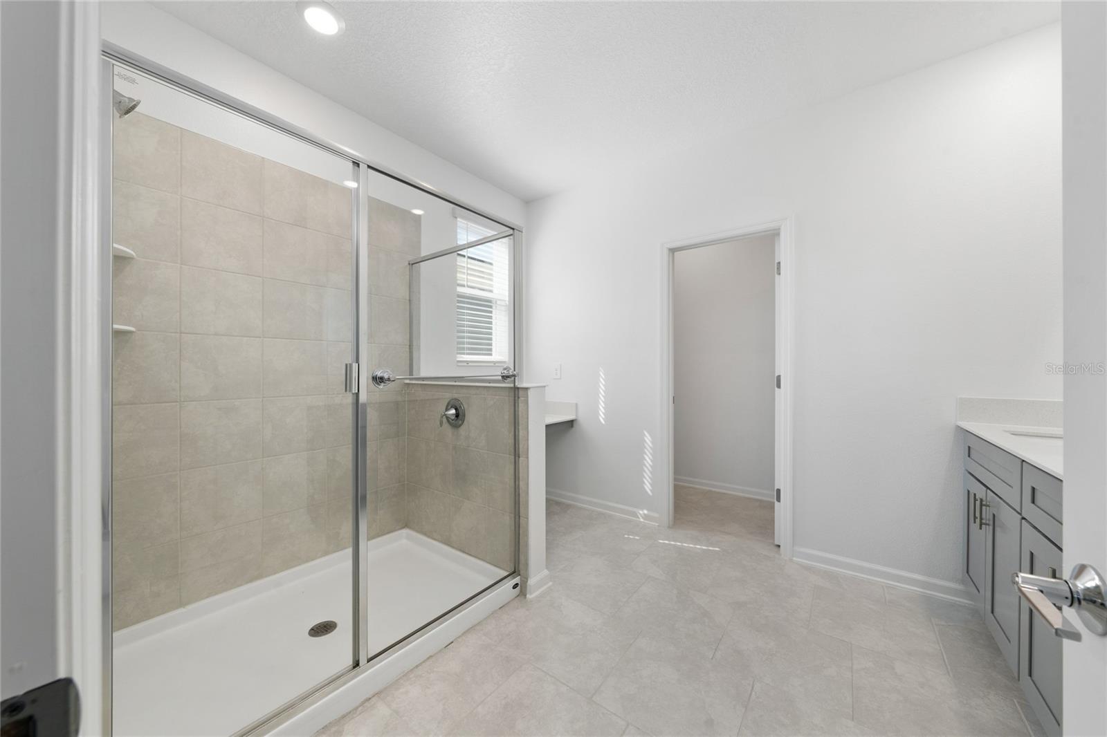 Image 17 of 28 For 4132 Jespersen Street