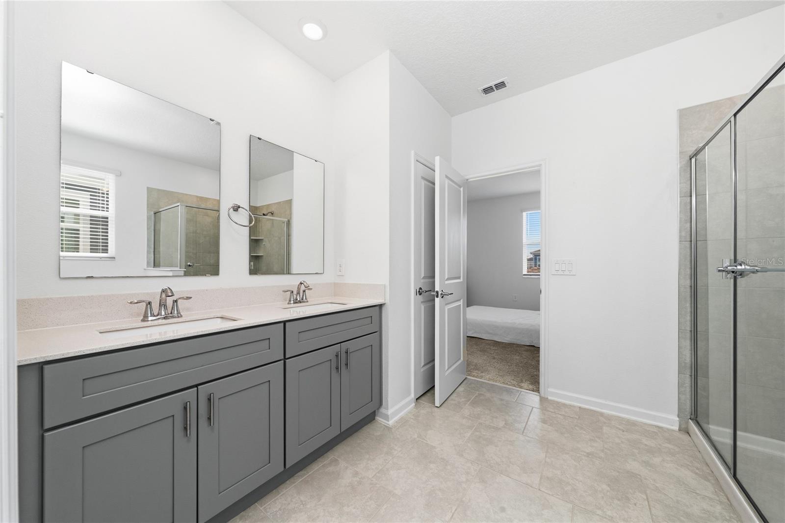 Image 19 of 28 For 4132 Jespersen Street