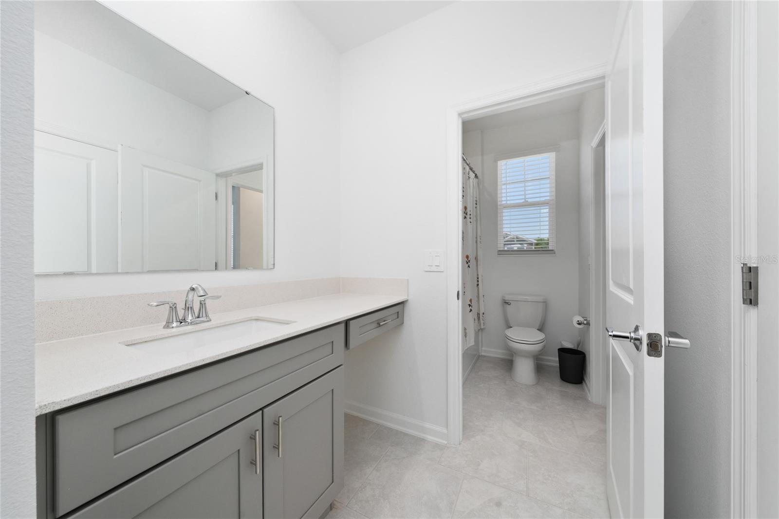 Image 22 of 28 For 4132 Jespersen Street