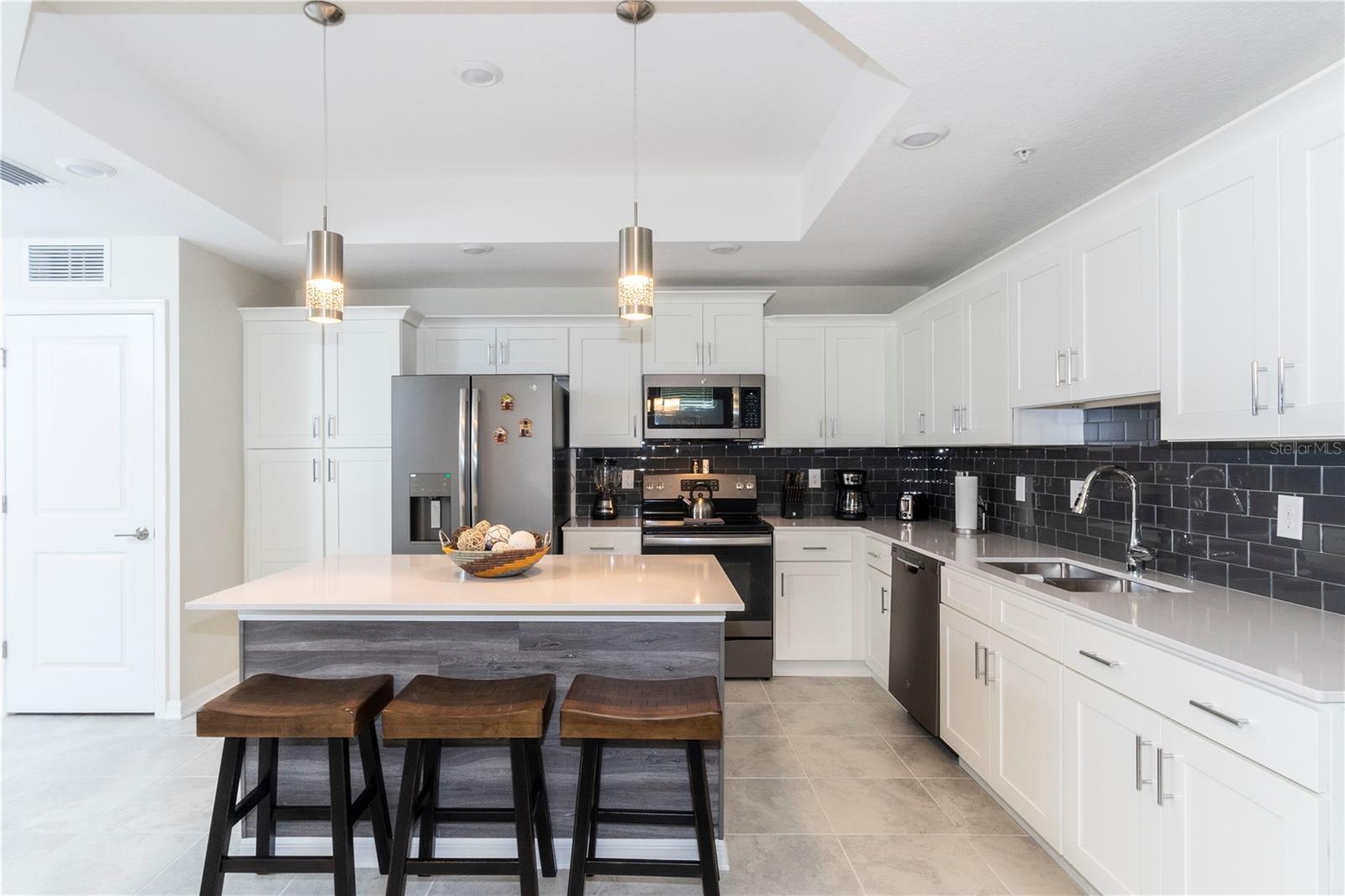 Image 12 of 53 For 3161 Paradox Circle # 108