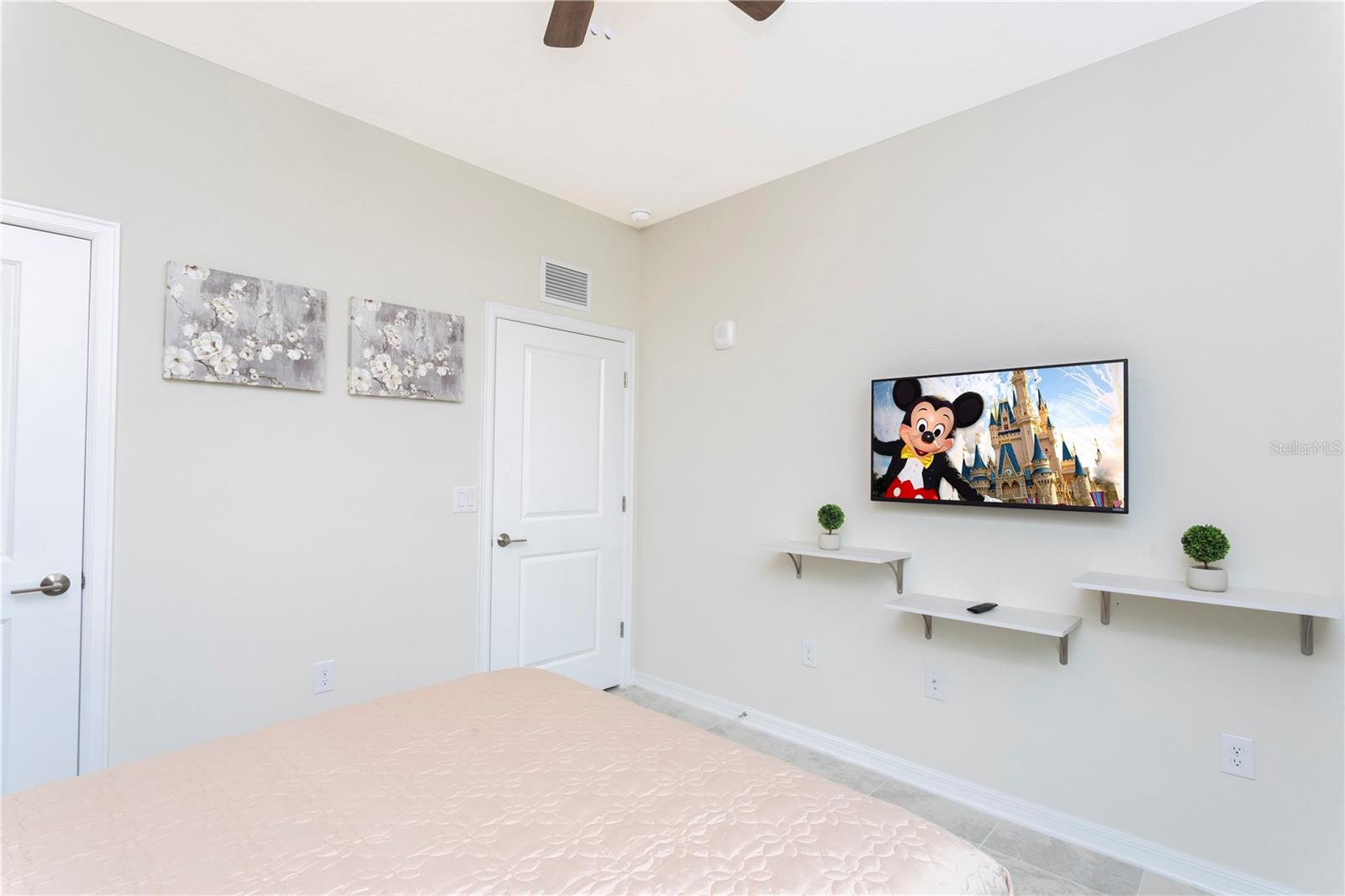 Image 37 of 53 For 3161 Paradox Circle # 108