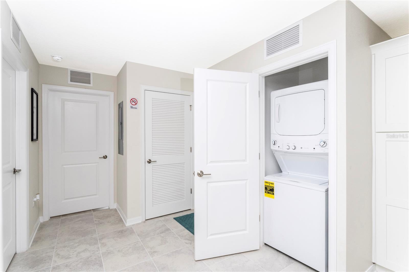 Image 9 of 53 For 3161 Paradox Circle # 108