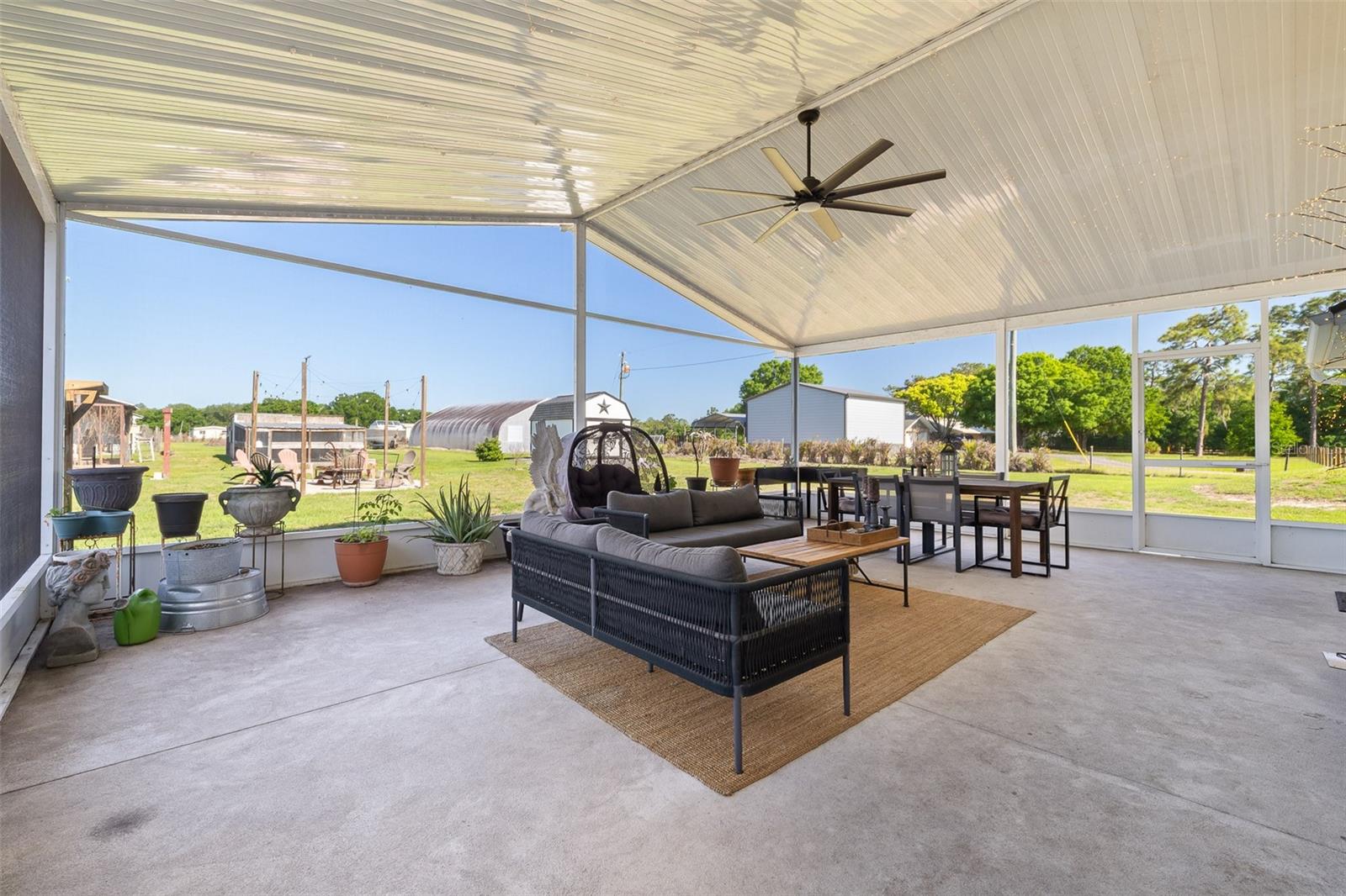 Image 18 of 26 For 4245 Henry J Avenue