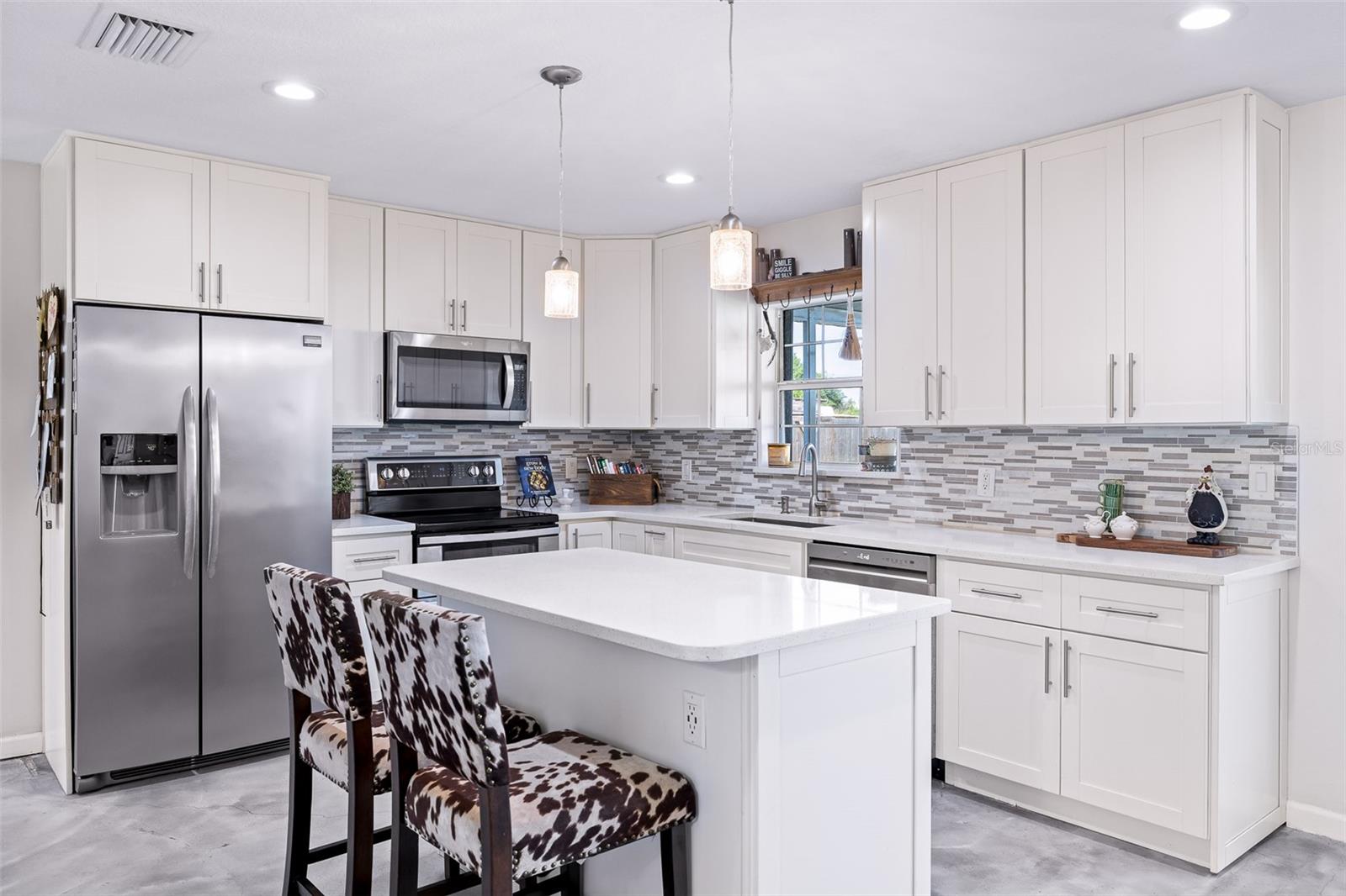 Image 7 of 26 For 4245 Henry J Avenue