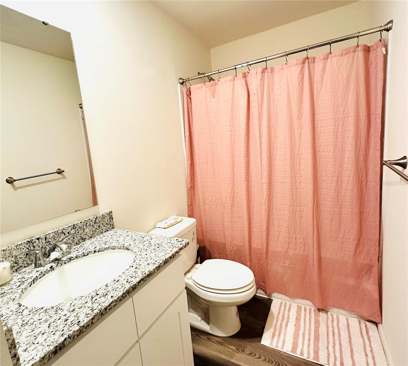 Image 19 of 32 For 1053 Ambleside Dr