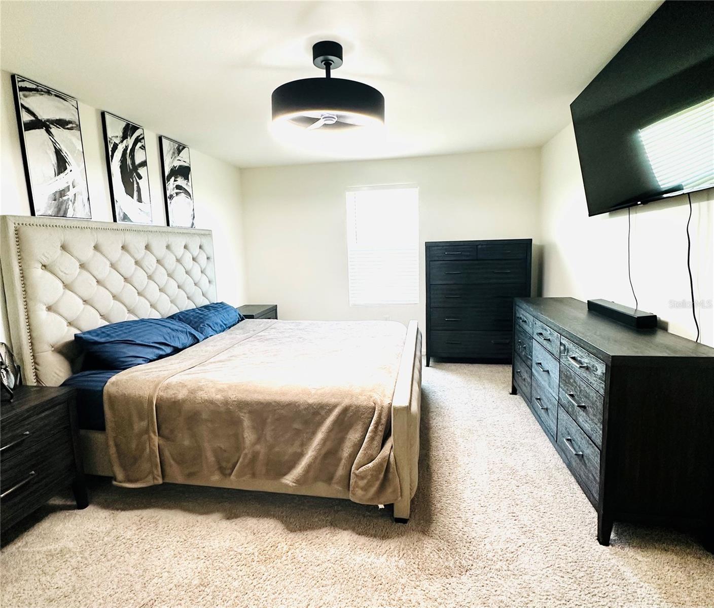 Image 25 of 32 For 1053 Ambleside Dr