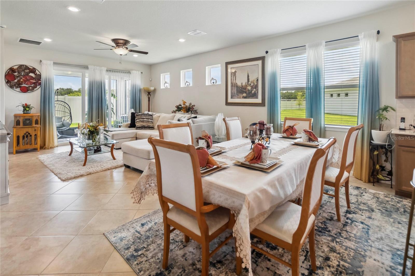 Image 13 of 29 For 1895 Spring Shower Circle