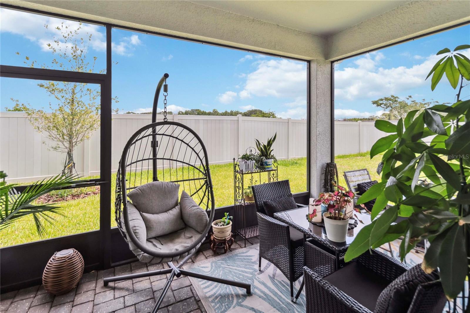 Image 24 of 29 For 1895 Spring Shower Circle