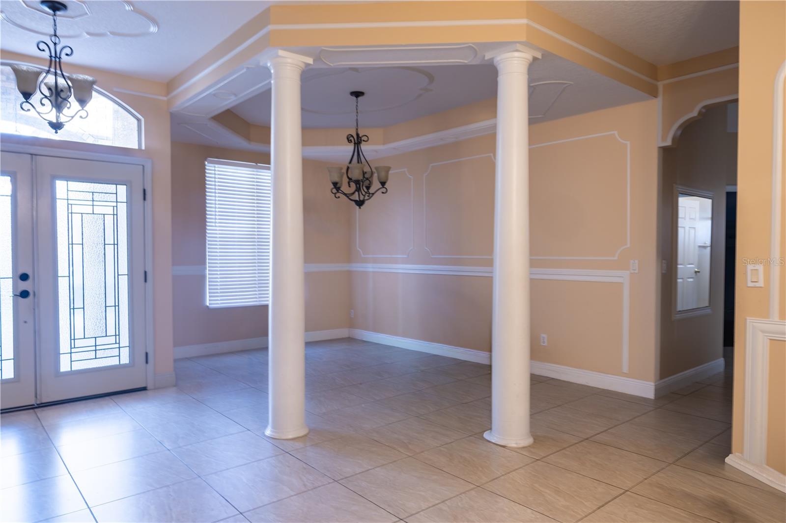 Image 4 of 27 For 4710 Hearthside Drive