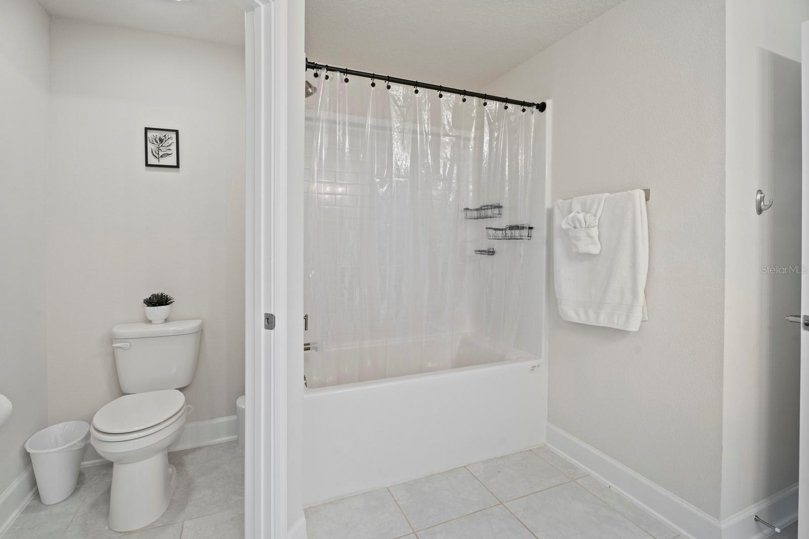 Image 28 of 48 For 4224 Sagefield Drive