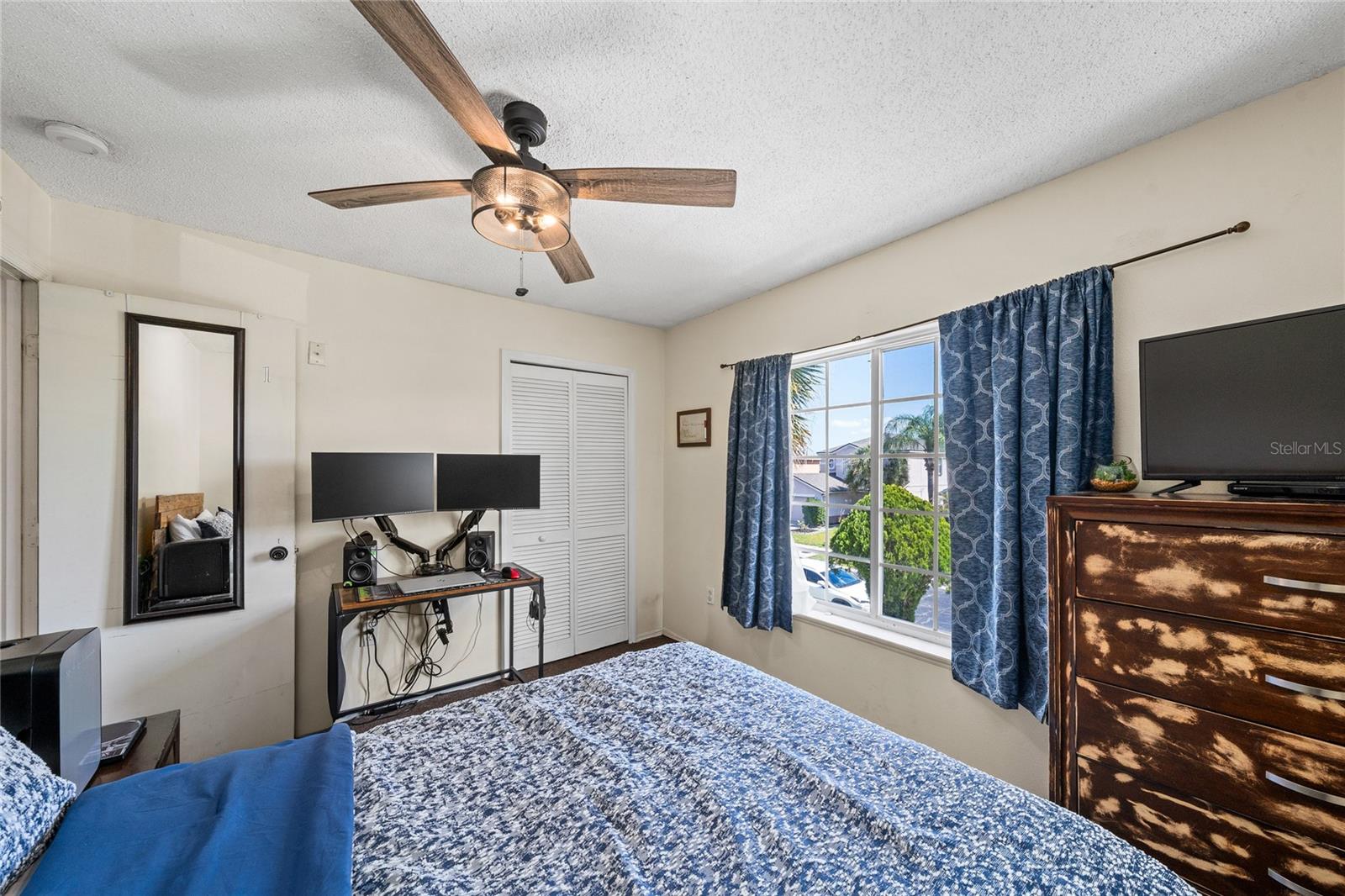 Image 16 of 36 For 1228 Heather Lake Drive