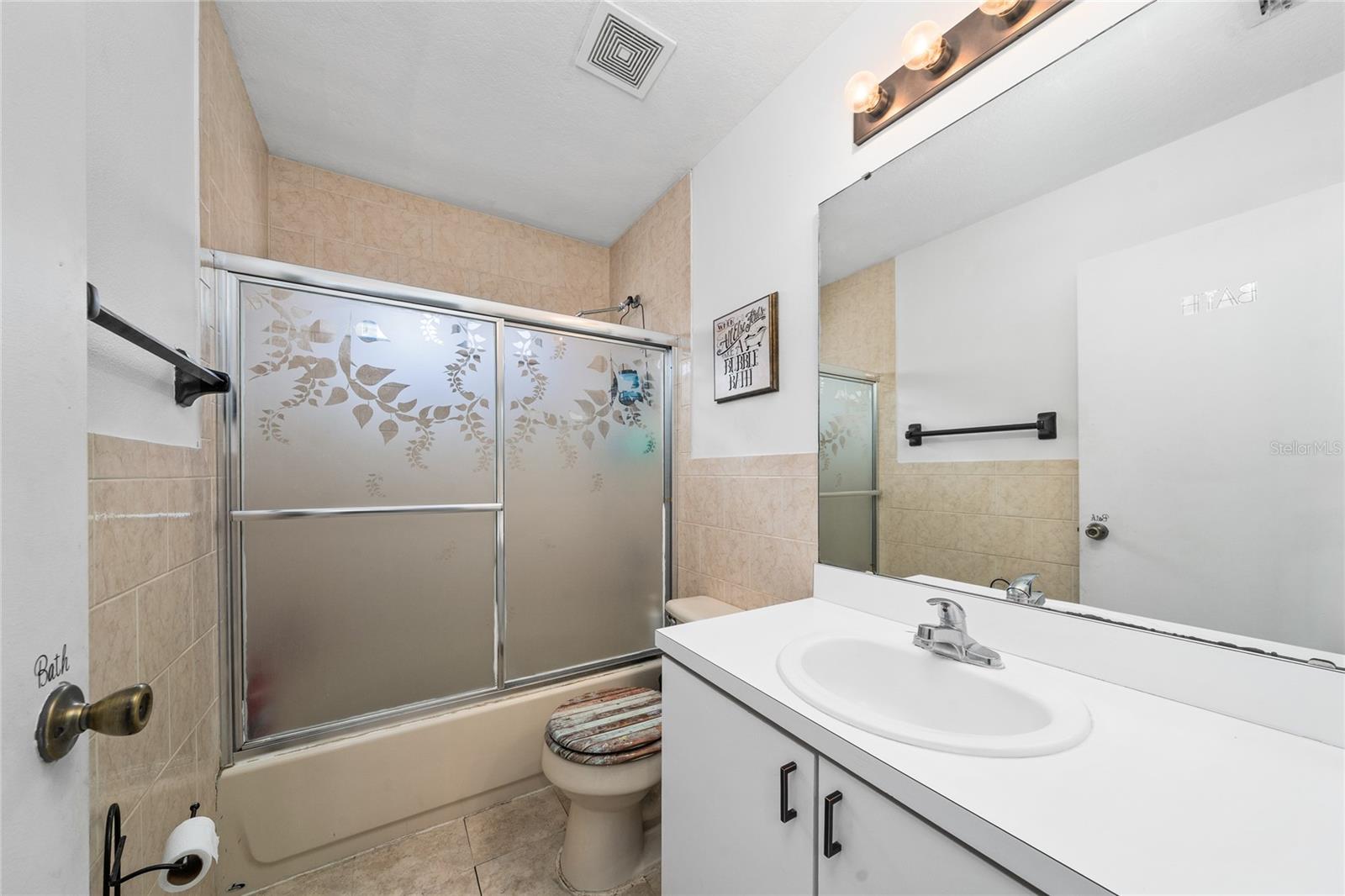 Image 20 of 36 For 1228 Heather Lake Drive