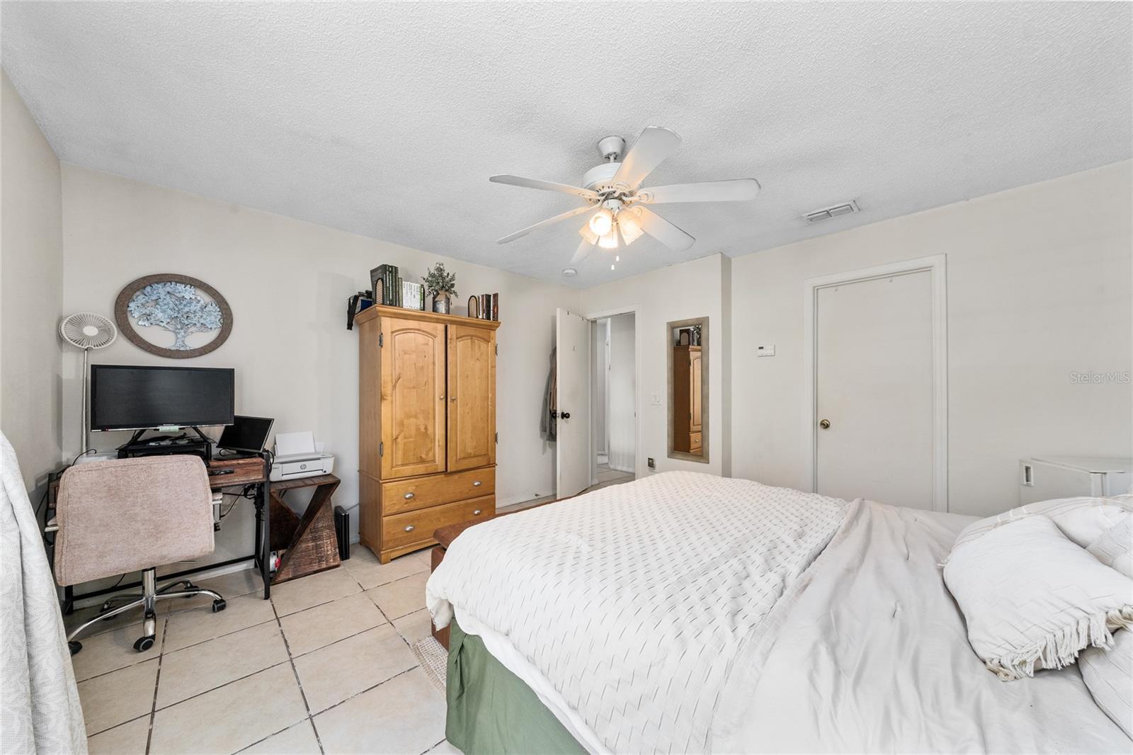 Image 22 of 36 For 1228 Heather Lake Drive