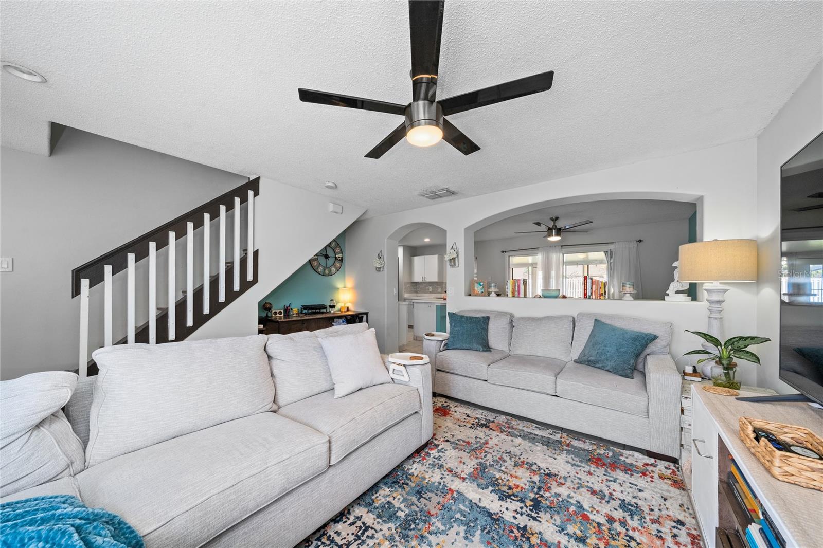 Image 5 of 36 For 1228 Heather Lake Drive