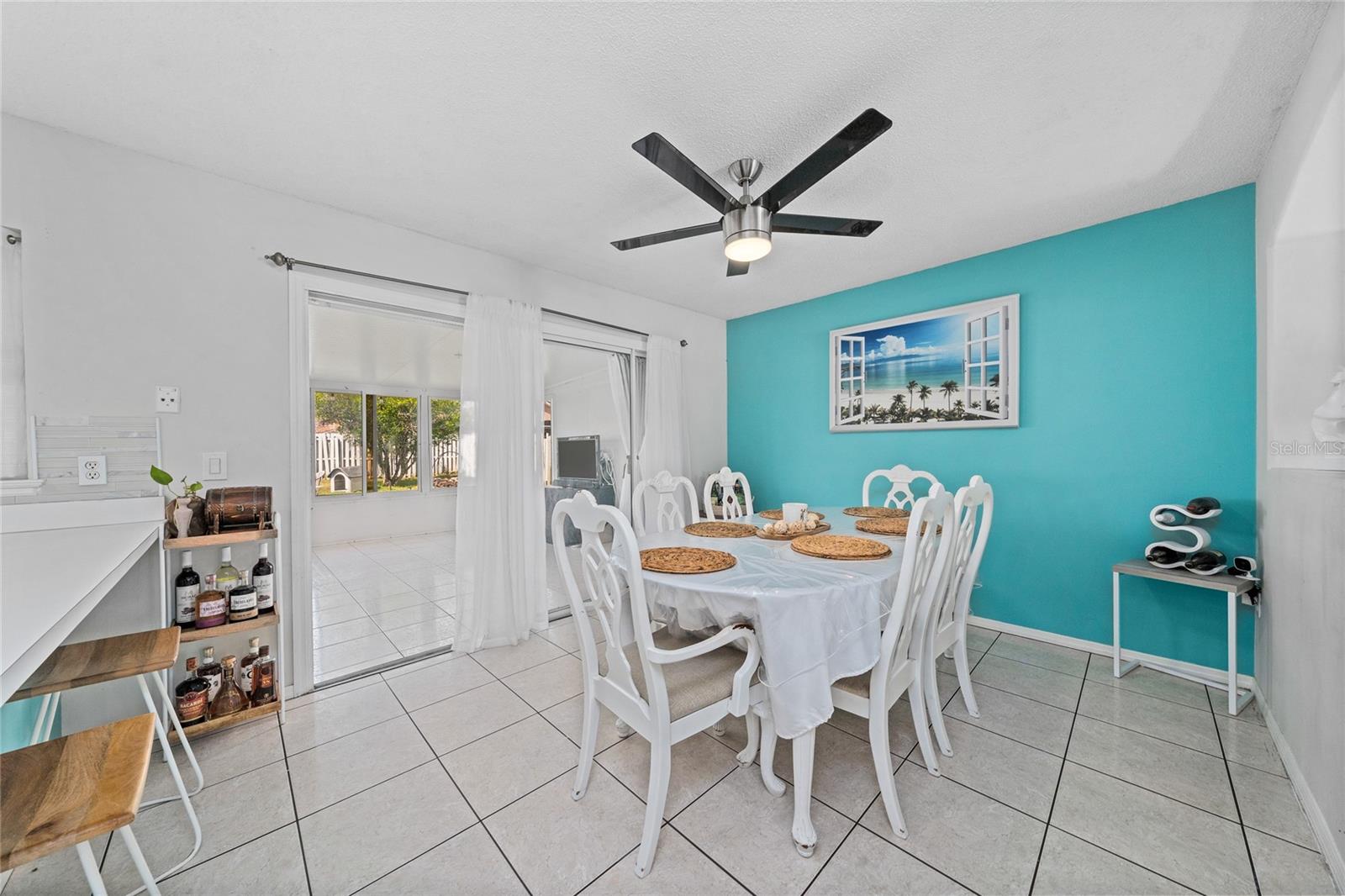 Image 7 of 36 For 1228 Heather Lake Drive