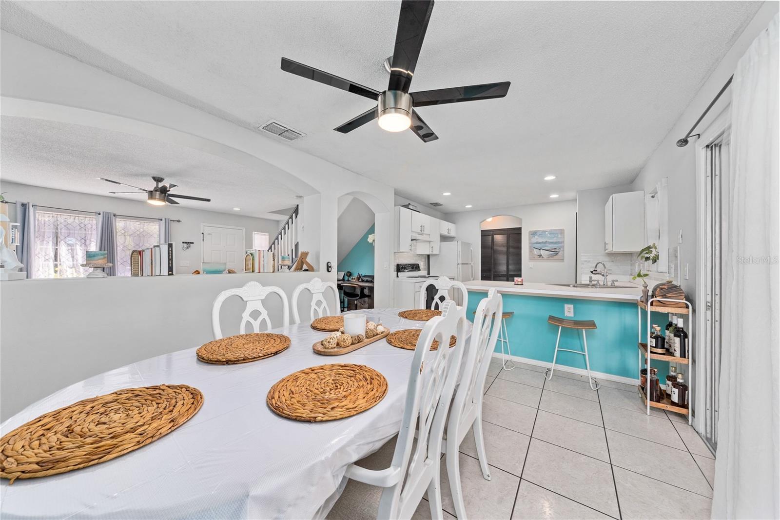 Image 8 of 36 For 1228 Heather Lake Drive