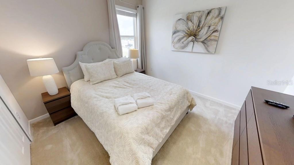 Image 12 of 25 For 3810 Oakville Avenue