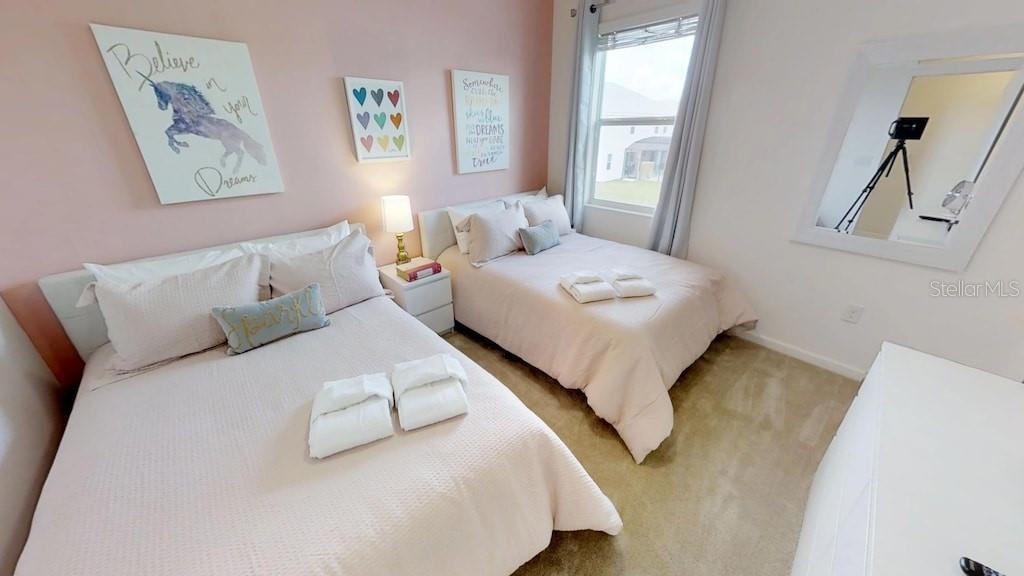 Image 16 of 25 For 3810 Oakville Avenue