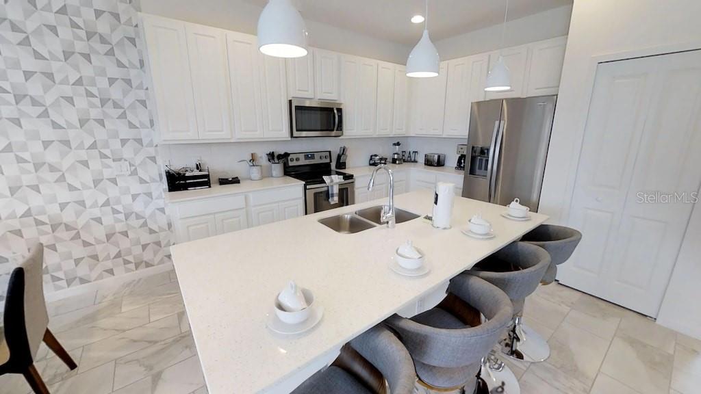 Image 5 of 25 For 3810 Oakville Avenue