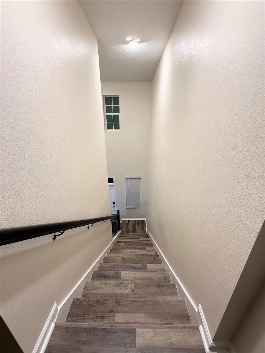 Image 18 of 35 For 1048 Downswing Place