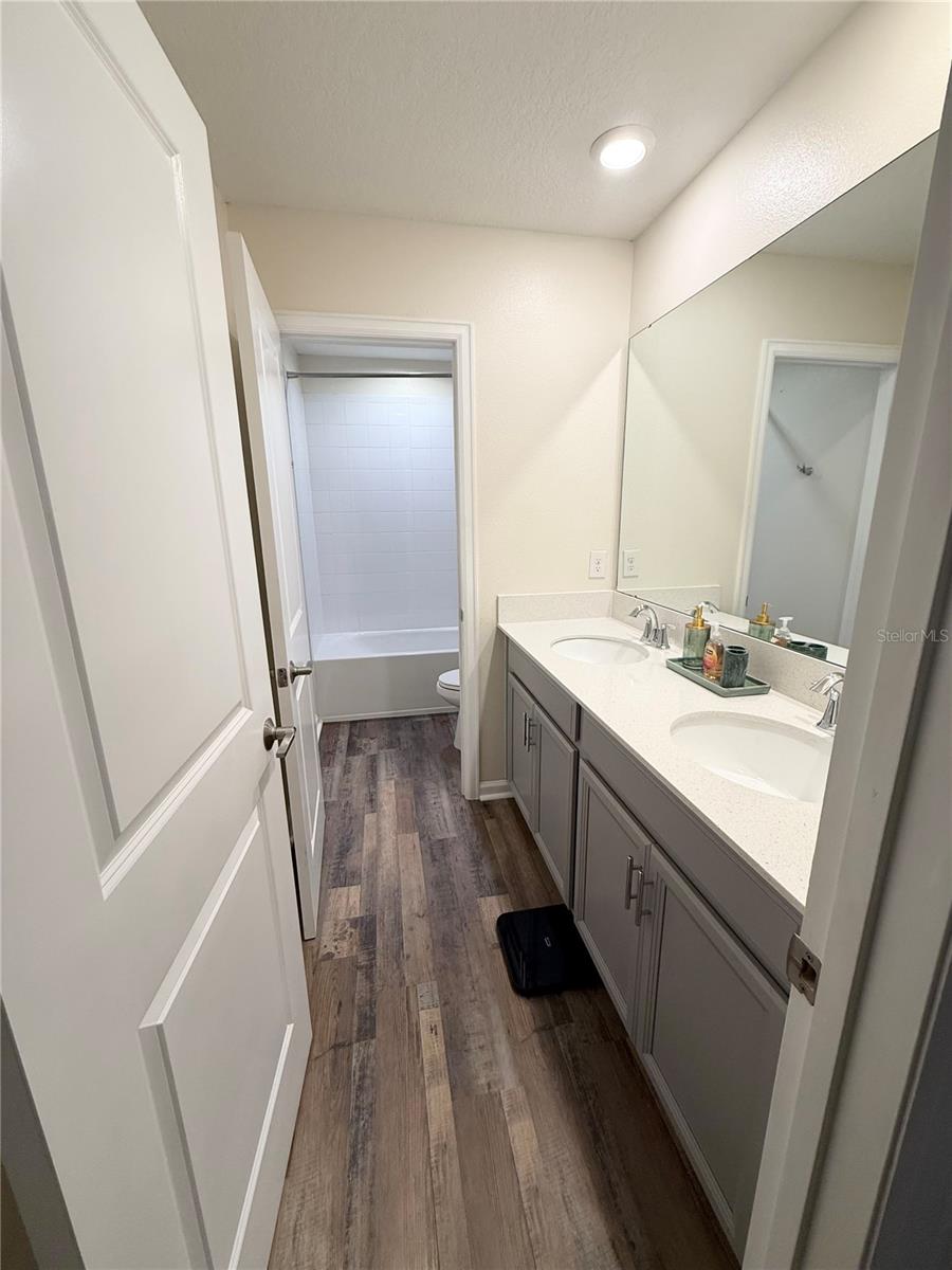 Image 19 of 35 For 1048 Downswing Place