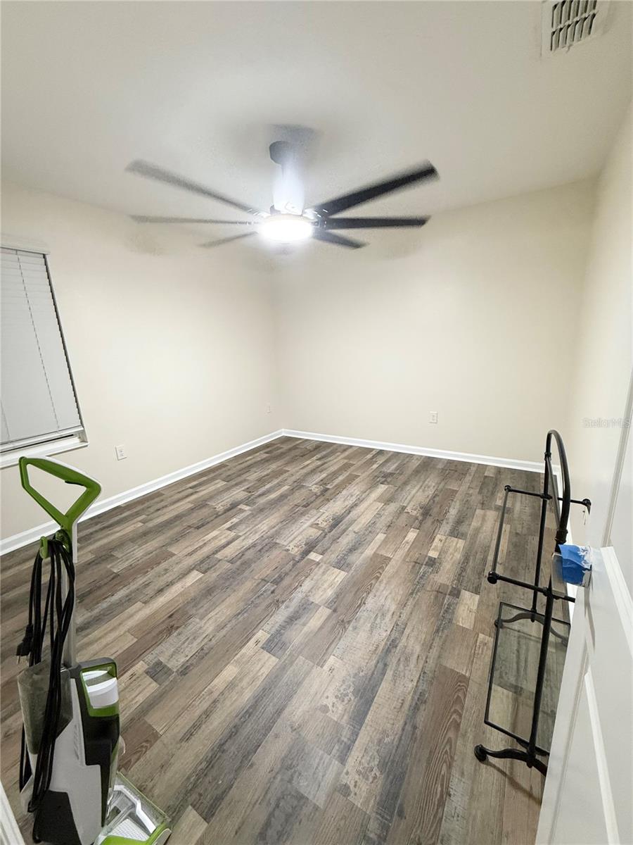 Image 21 of 35 For 1048 Downswing Place