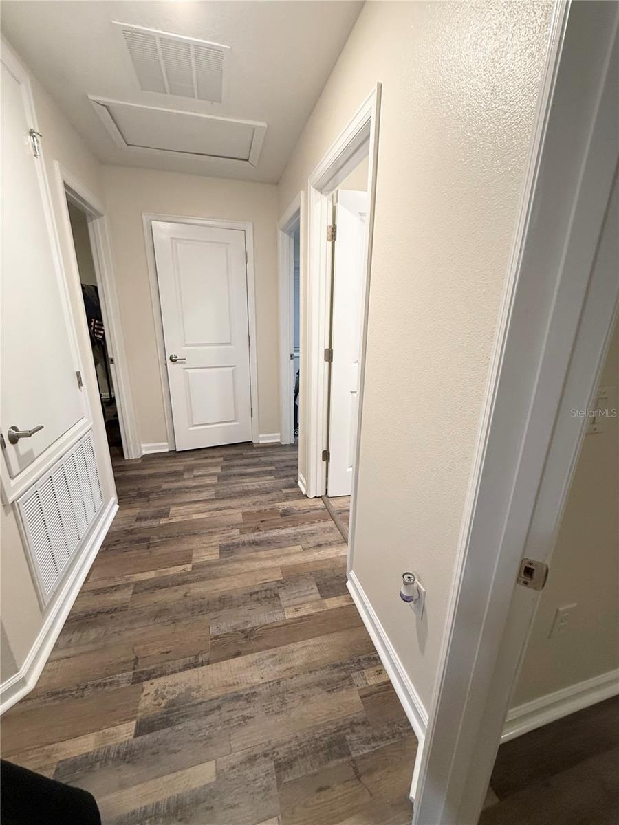 Image 26 of 35 For 1048 Downswing Place