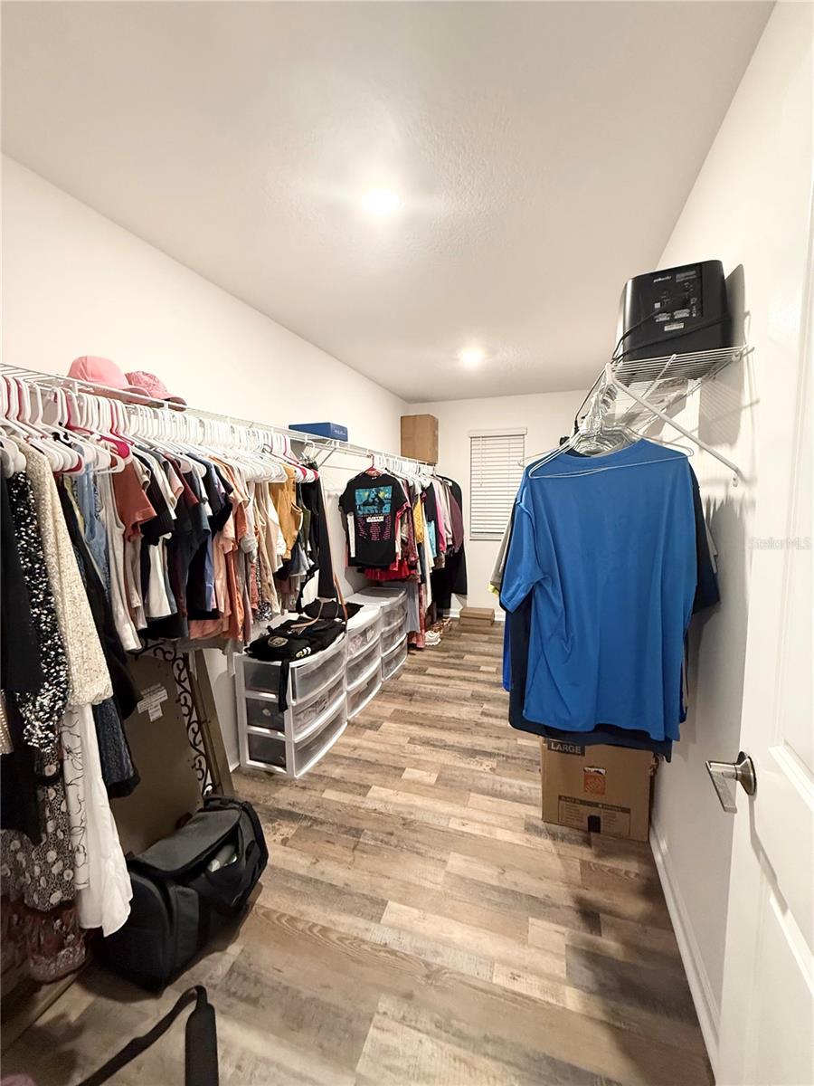 Image 31 of 35 For 1048 Downswing Place