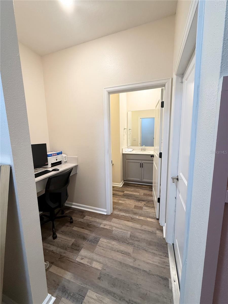 Image 7 of 35 For 1048 Downswing Place