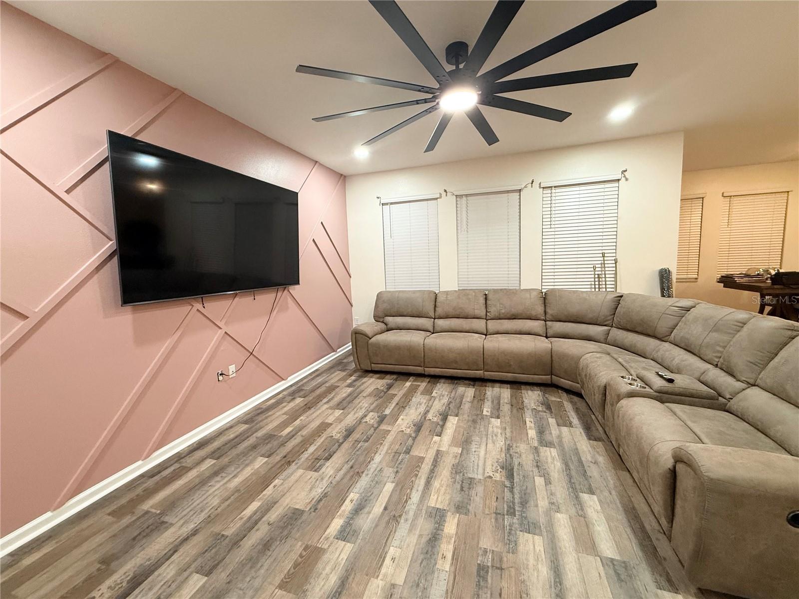 Image 9 of 35 For 1048 Downswing Place