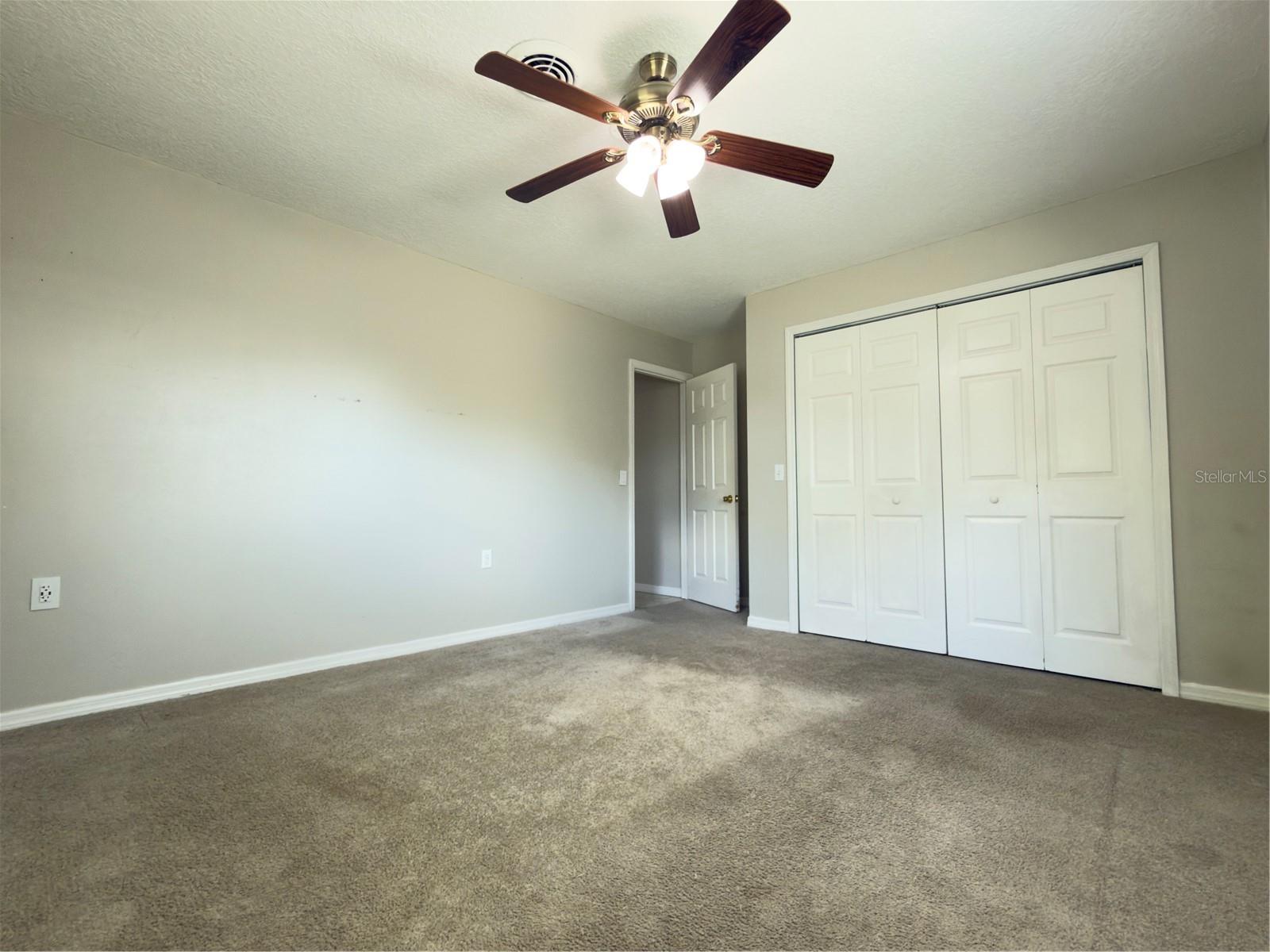 Image 16 of 28 For 4850 Lake Shore Drive