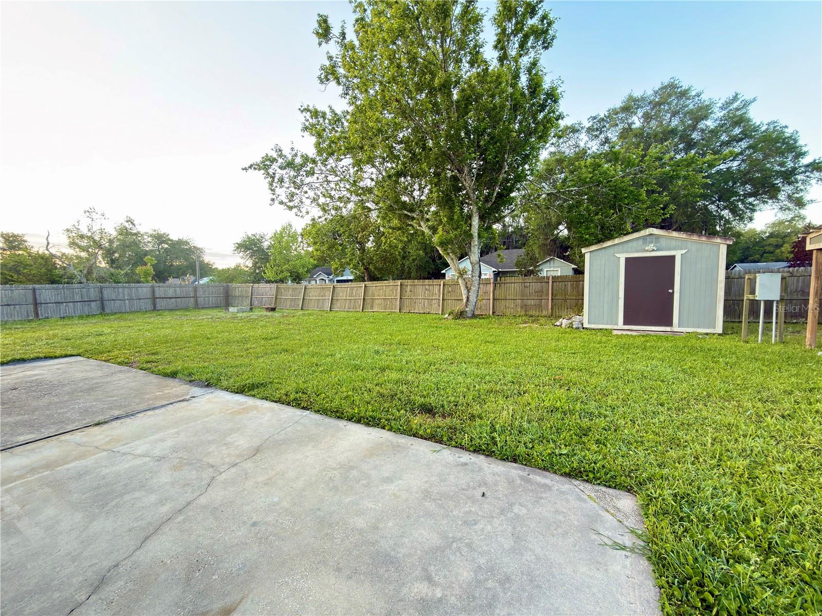 Image 23 of 28 For 4850 Lake Shore Drive