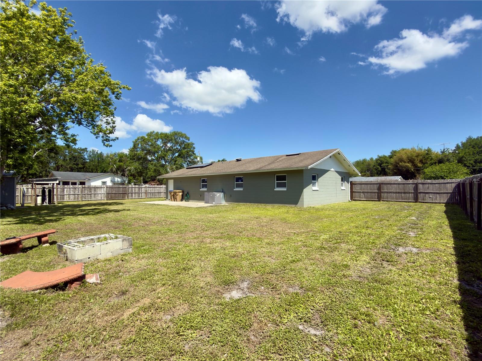 Image 25 of 28 For 4850 Lake Shore Drive