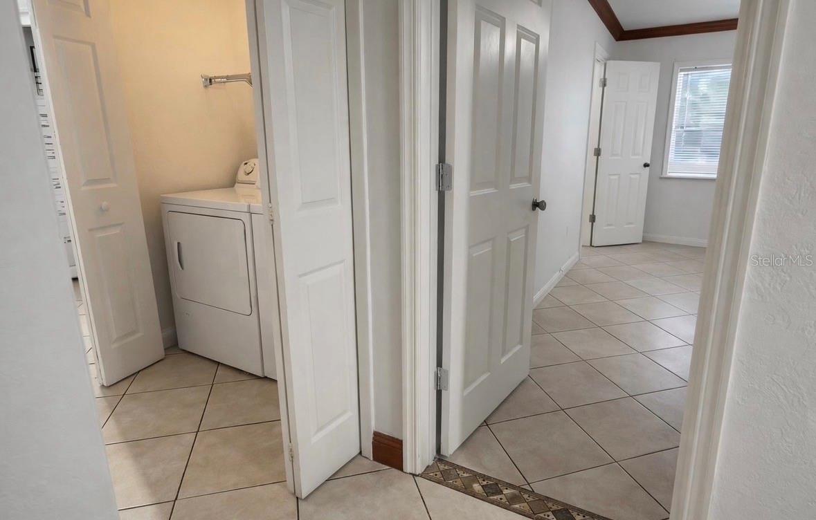 Image 11 of 35 For 4407 Semoran Boulevard 2