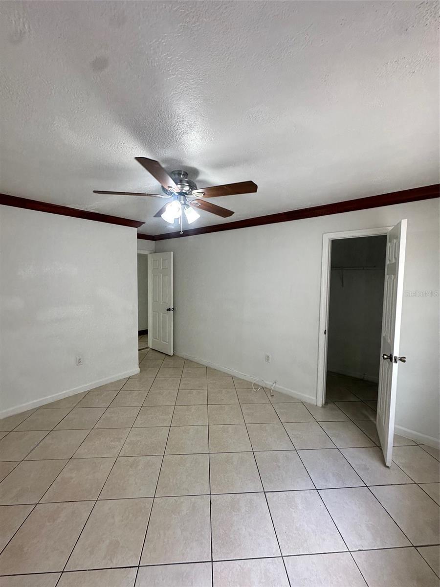 Image 13 of 35 For 4407 Semoran Boulevard 2