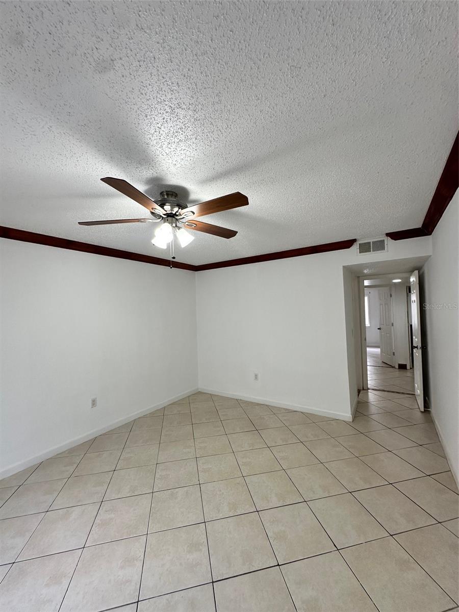 Image 22 of 35 For 4407 Semoran Boulevard 2